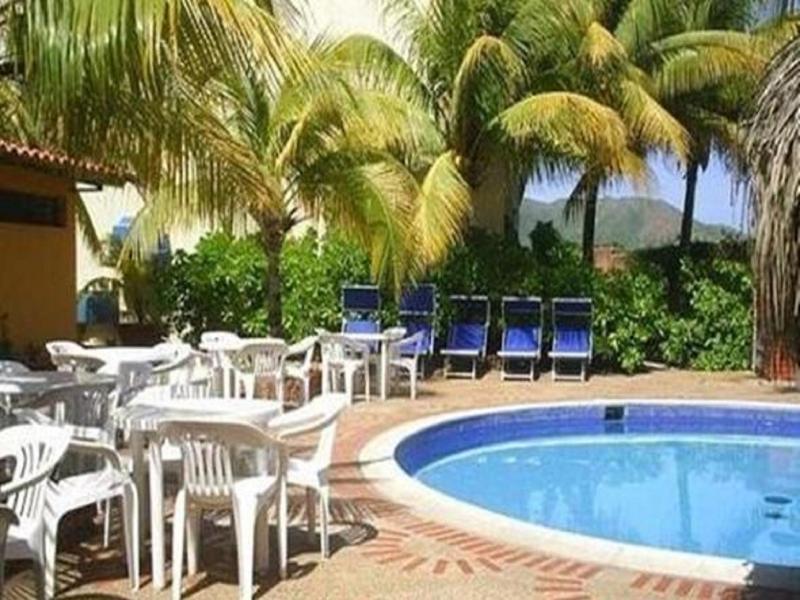 Hotel Golden Paradise Playa El Agua Exterior foto